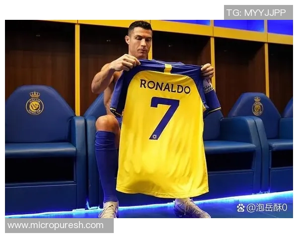 足球球星经典过人技巧解析 提升球技必备的花招与动作细节